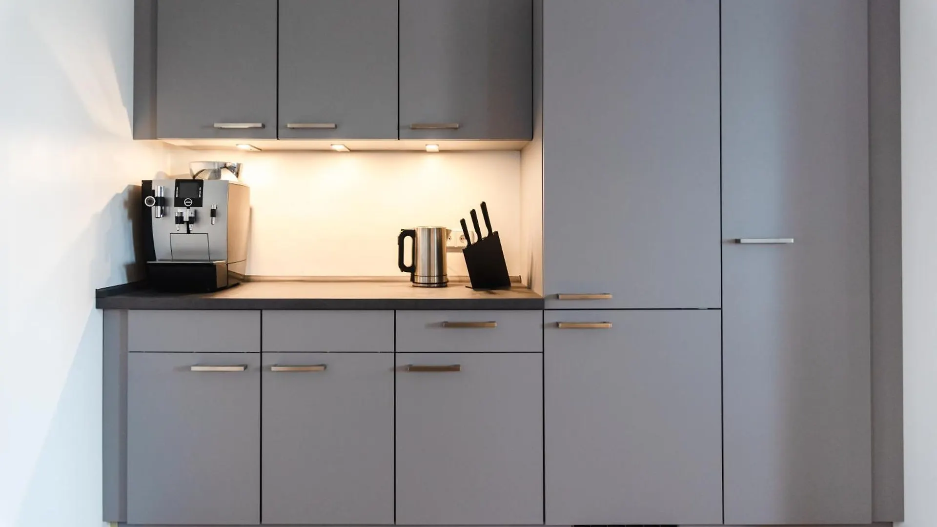 Appartamento Hybrid Work-Play Retreat - 2Br, 1B Central Kreuzberg Berlino