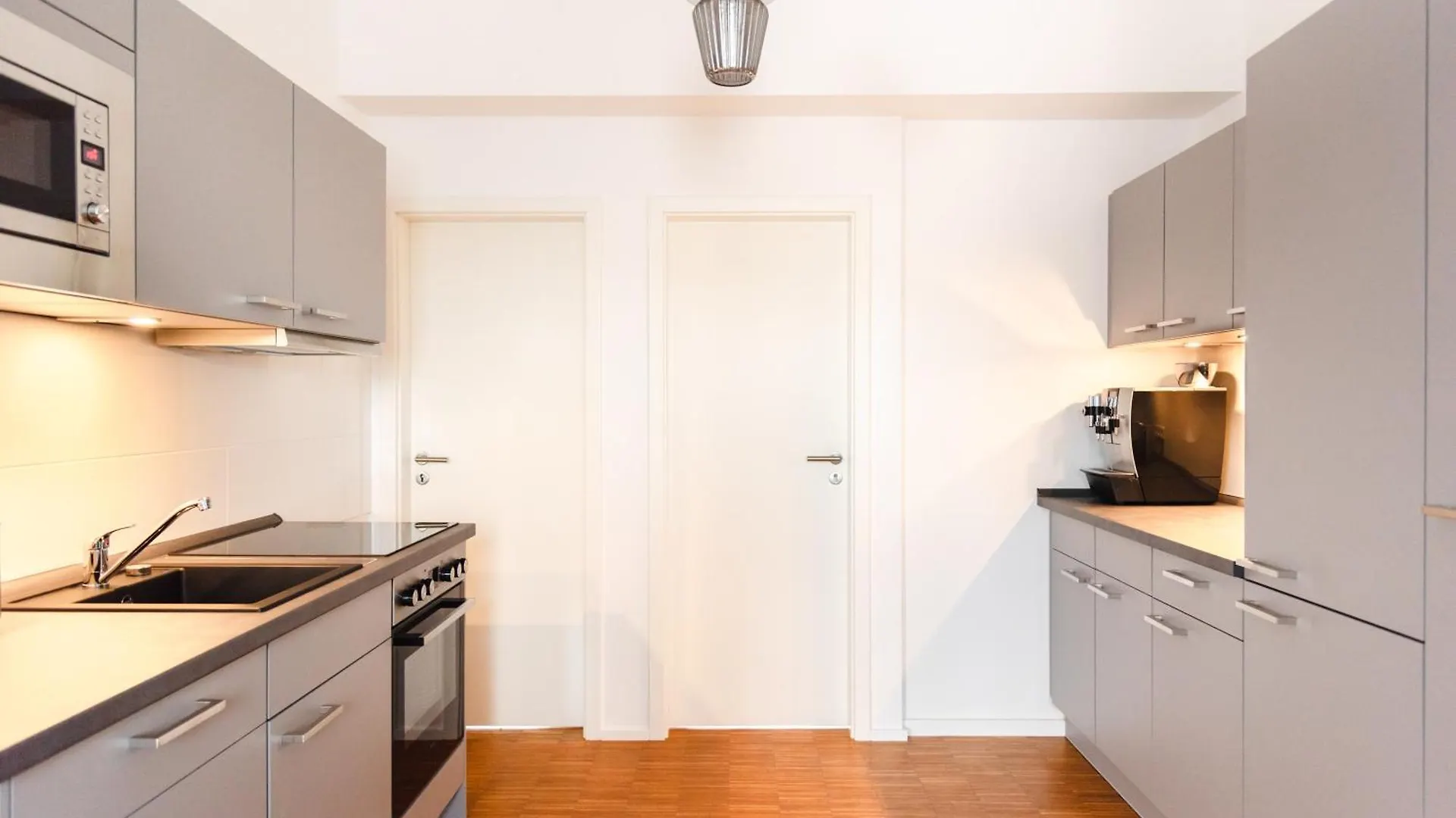 Apartament Hybrid Work-Play Retreat - 2Br, 1B Central Kreuzberg Berlin